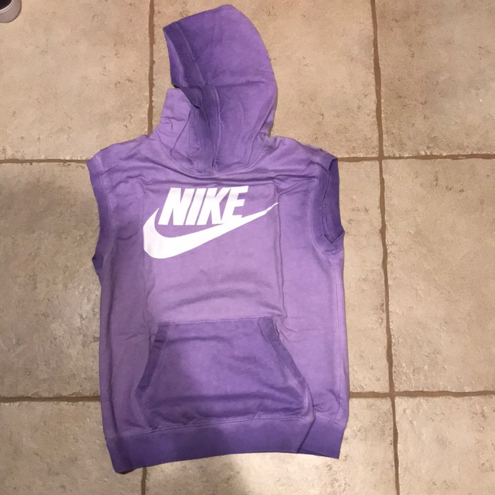 Nike vest